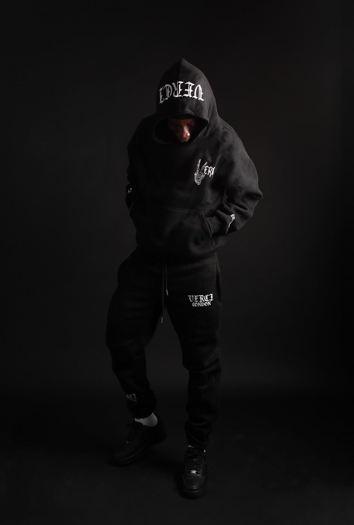 VERCI BLACK FLWL HOODIE